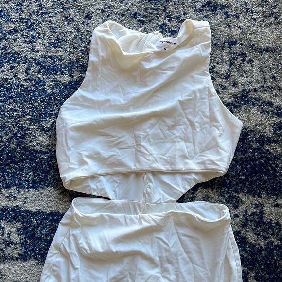 superdown Amira Cut Out Dress in Ivory Medium - Picture 5 of 7